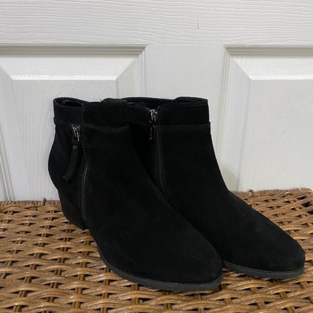 Blondo Siena Suede Waterproof Ankle Boots Black - Size 8.5M